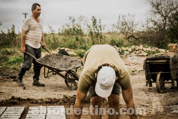 Con más de seiscientos kilómetros de extensión, varios tramos del nuevo corredor vial que unirá Brasil y Argentina ya cuentan con rutas construidas, pero se debe trabajar en el asfaltado de los tramos necesarios para alcanzar una conexión plenamente integrada. (Foto: Ministerio de Obras Públicas y Comunicaciones).