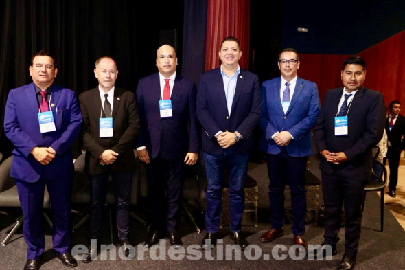 El gobernador de Amambay Juancho Acosta explicó que en el encuentro abordaron sobre la Ruta Bioceánica, que es un trabajo que se está ejecutando desde larga data y servirá como un polo de desarrollo para el departamento de Amambay. (Foto: Dirección de Comunicaciones de la Gobernación de Amambay).